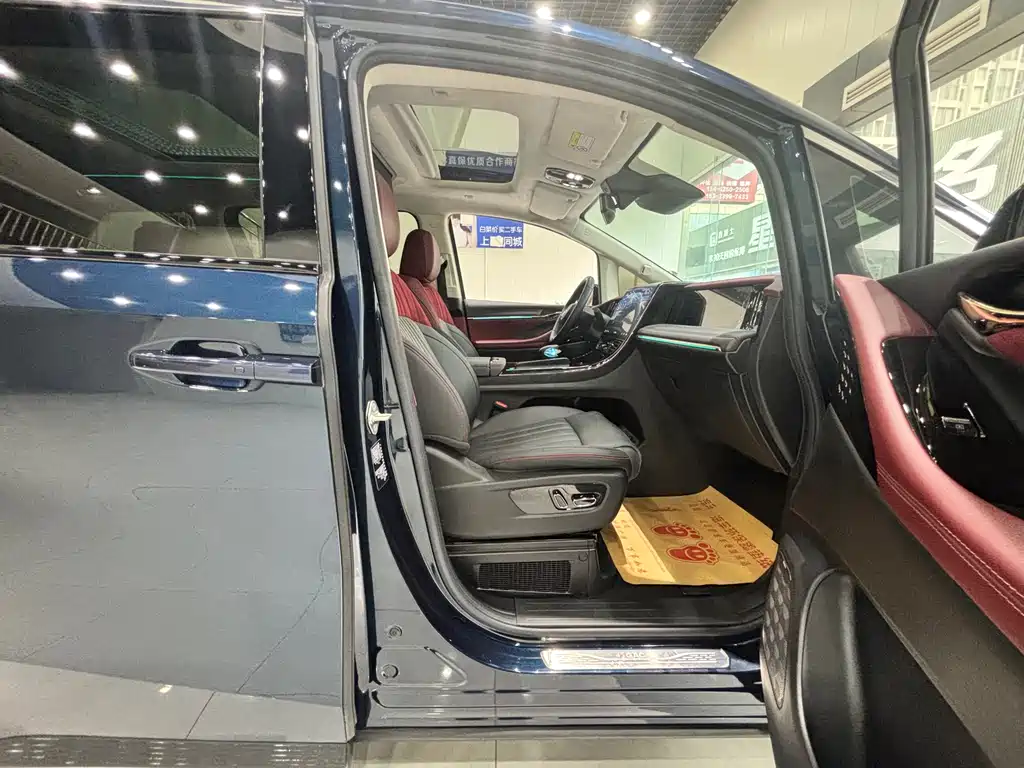 Trumpchi E9 2023 E9 Grandmaster купить на сайте DeffCars