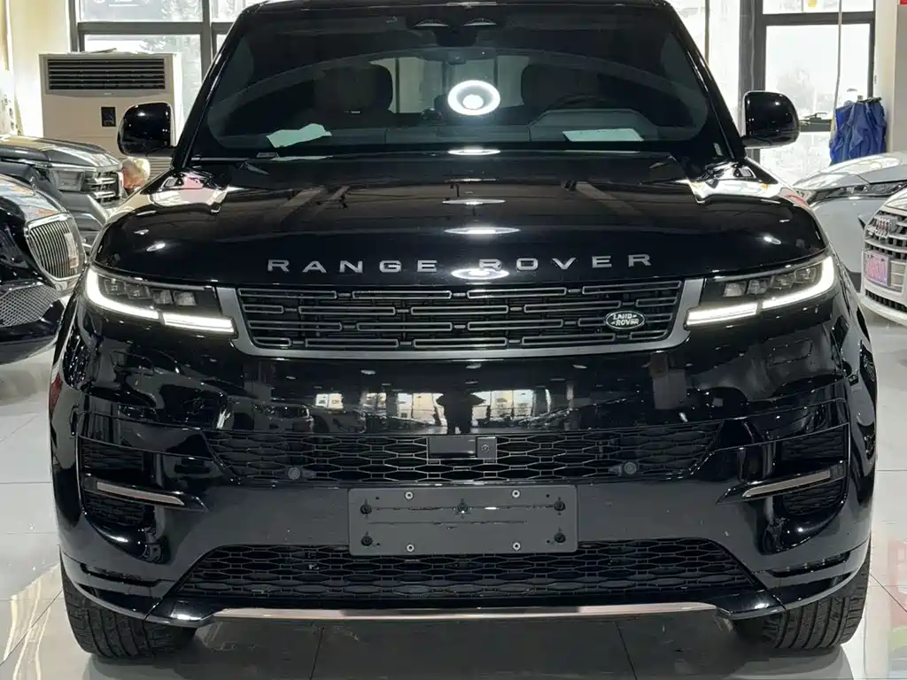 Range Rover Sport 2024 400PS Dynamic SE купить на сайте DeffCars