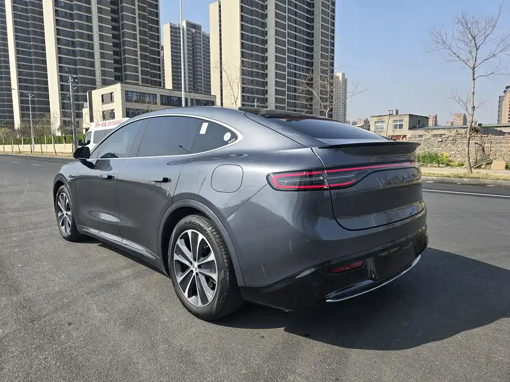 Zhijie R7 2025 extended range 251km Pro купить на сайте DeffCars