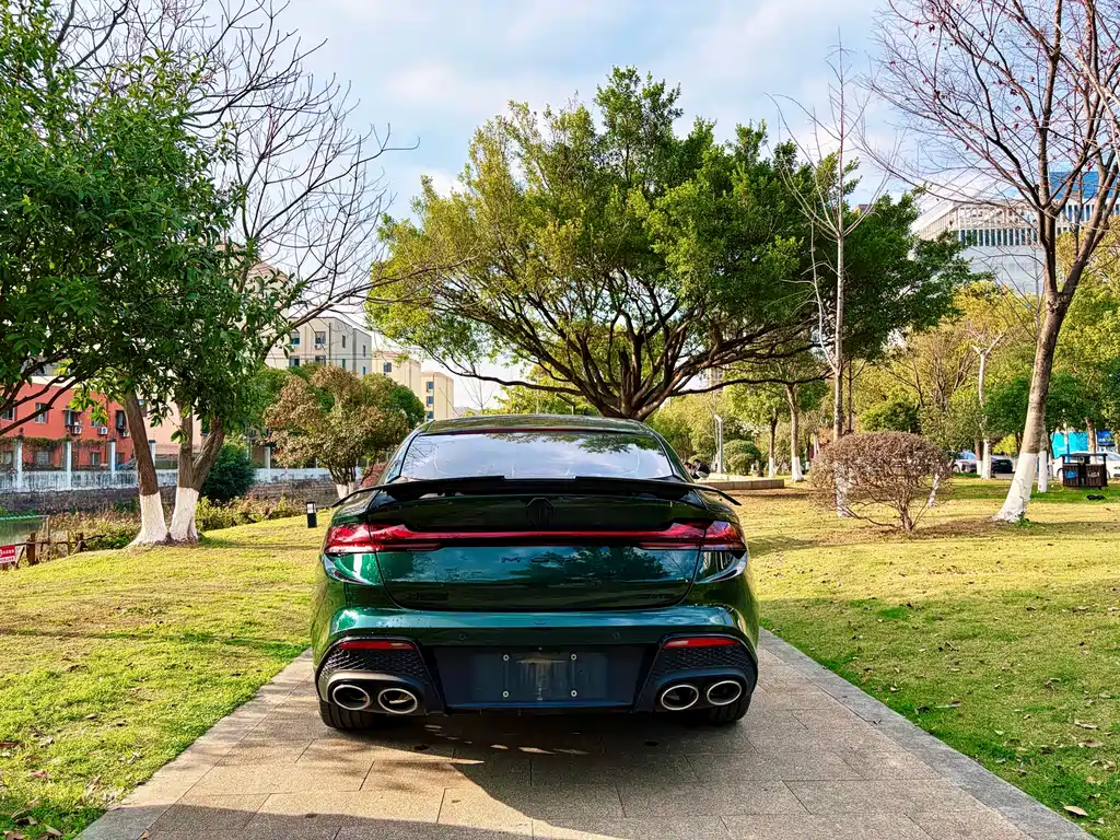 MG7 2023 2.0T automatic Trophy+ engine version купить на сайте DeffCars