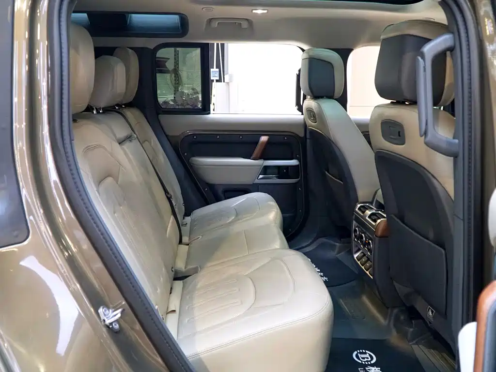 Land Rover Defender 2020 110 P400 HSE купить на сайте DeffCars