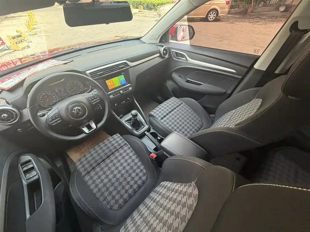 MG ZS 2020, the world’s million-selling model, 1.5L manual comfort version купить на сайте DeffCars