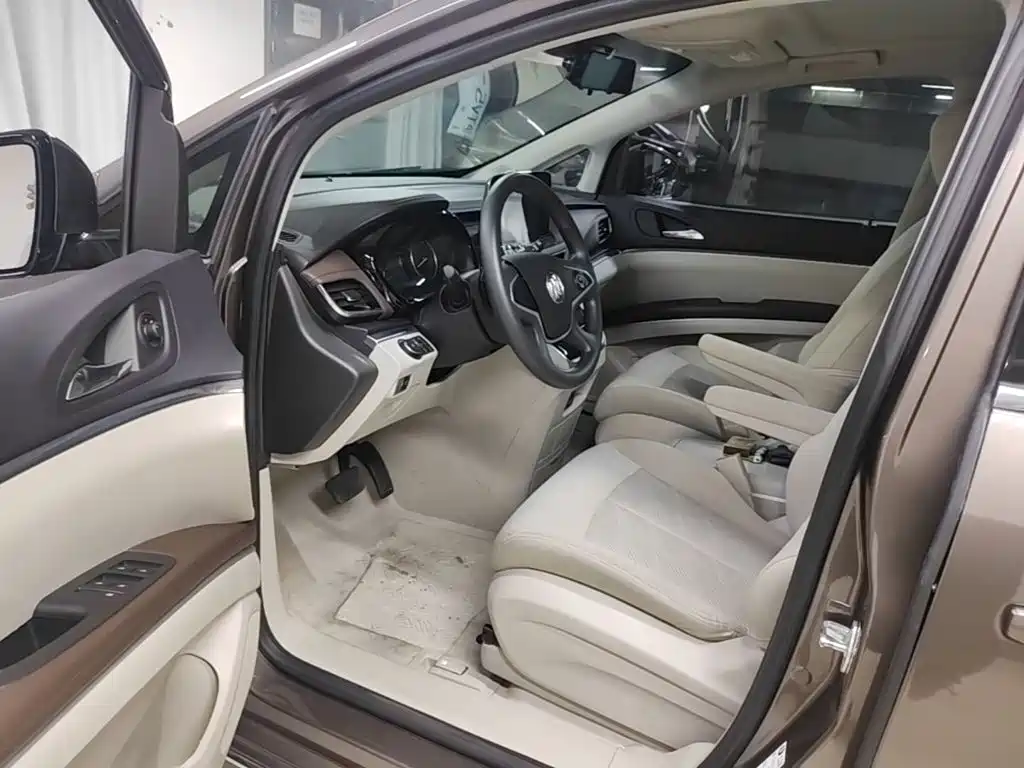 Buick GL8 2023 Land Business Class Comfort Type купить на сайте DeffCars