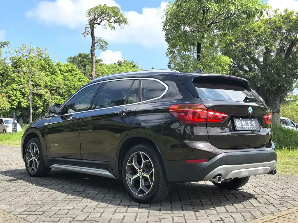 BMW X1 2018 xDrive20Li Exclusive Model купить на сайте DeffCars