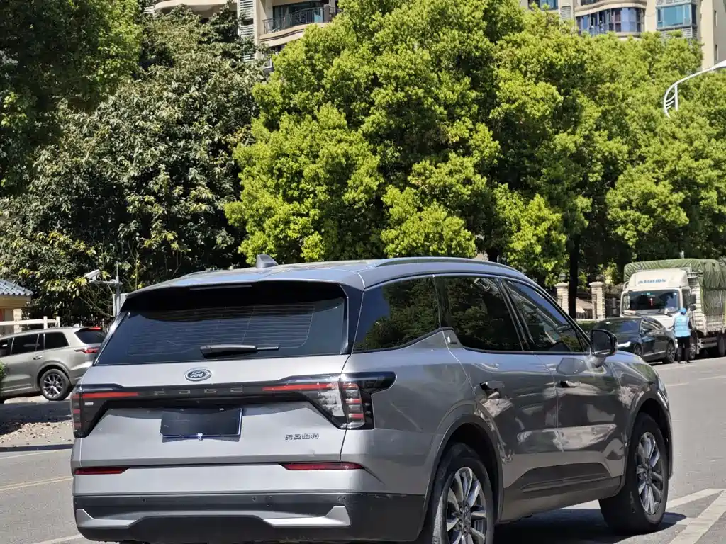 Ruijie 2023 Ruijie L 2.0T EcoBoost two-wheel drive seven-seat luxury model купить на сайте DeffCars