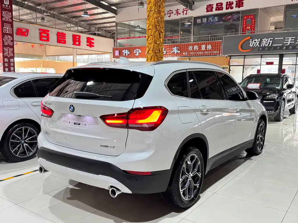 BMW X1 2022 sDrive25Li Leading Model купить на сайте DeffCars