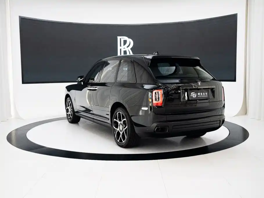 Cullinan 2020 Black Badge купить на сайте DeffCars