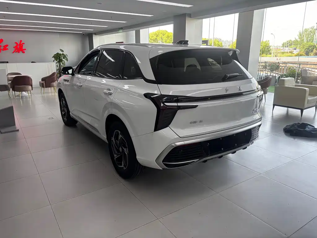 Hongqi HS3 2025 1.5T Shanwei Edition купить на сайте DeffCars