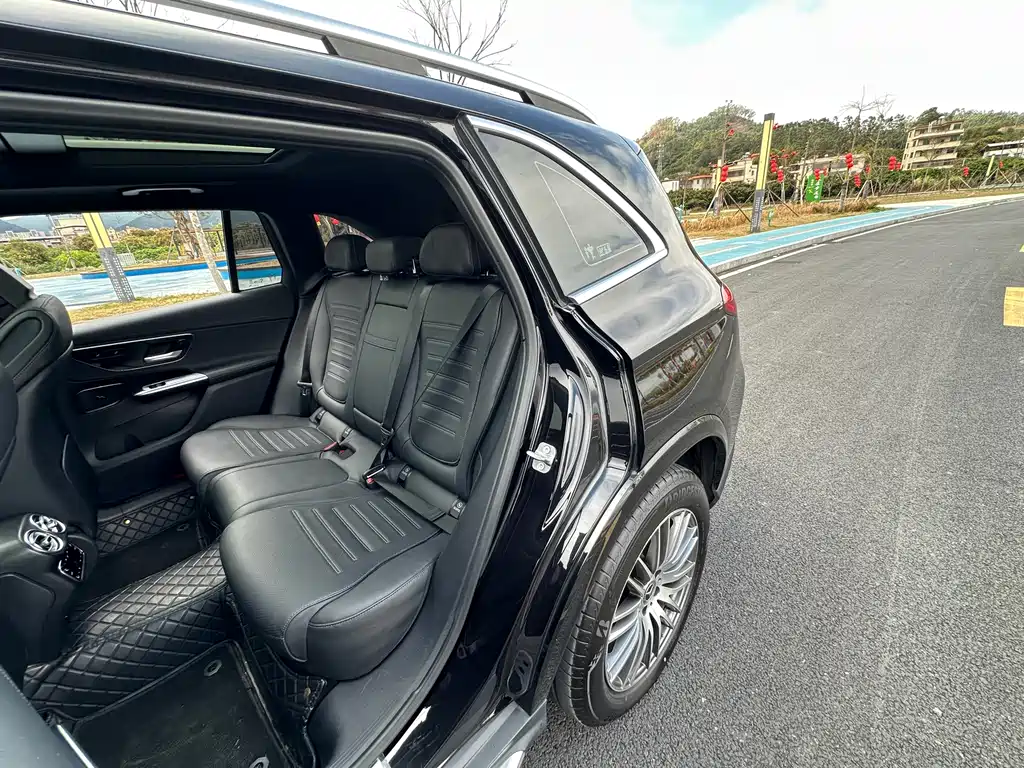 Mercedes-Benz GLC 2024 facelift GLC 300 L 4MATIC dynamic 5-seater купить на сайте DeffCars