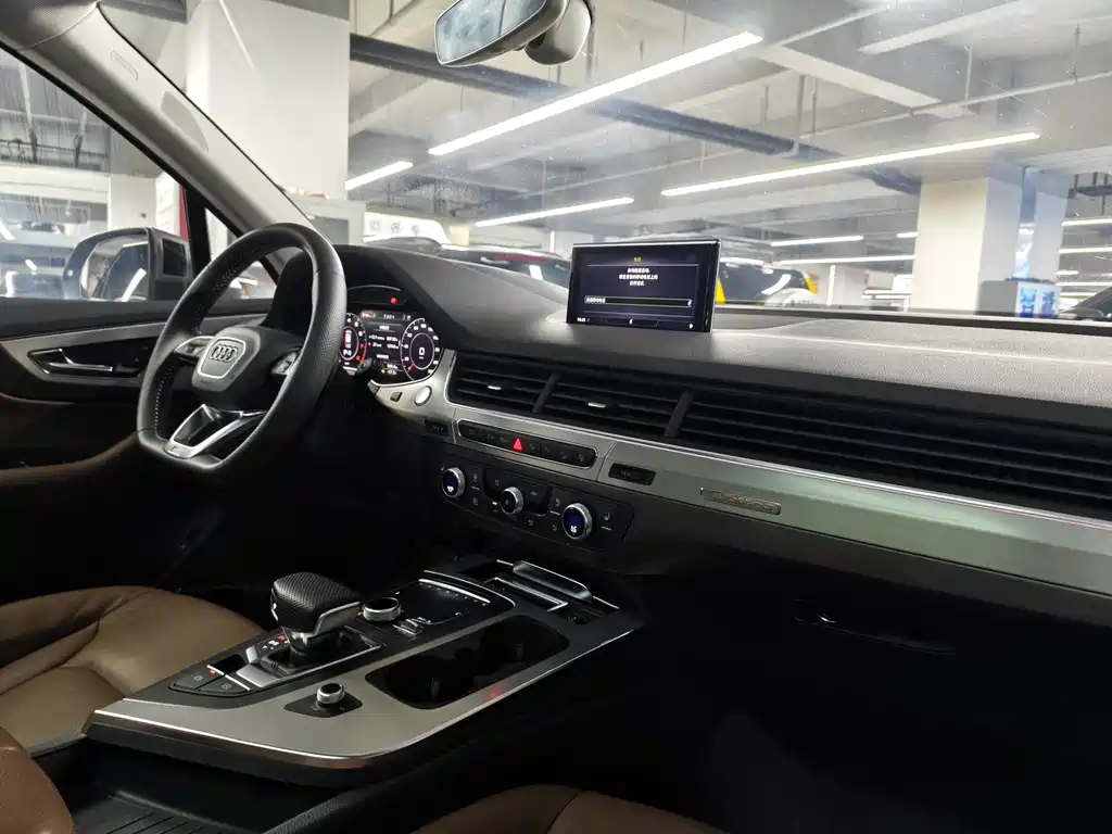 Audi Q7 2016 40 TFSI S line sports model купить на сайте DeffCars