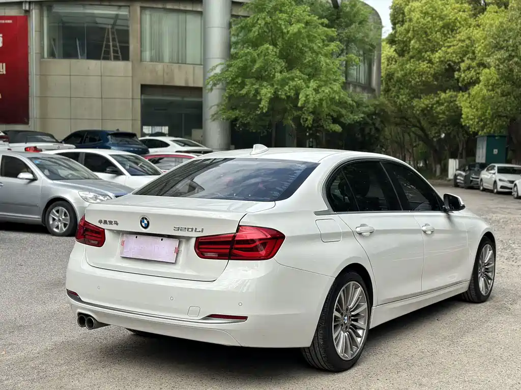 BMW 3 Series 2019 320Li Fashion Model купить на сайте DeffCars
