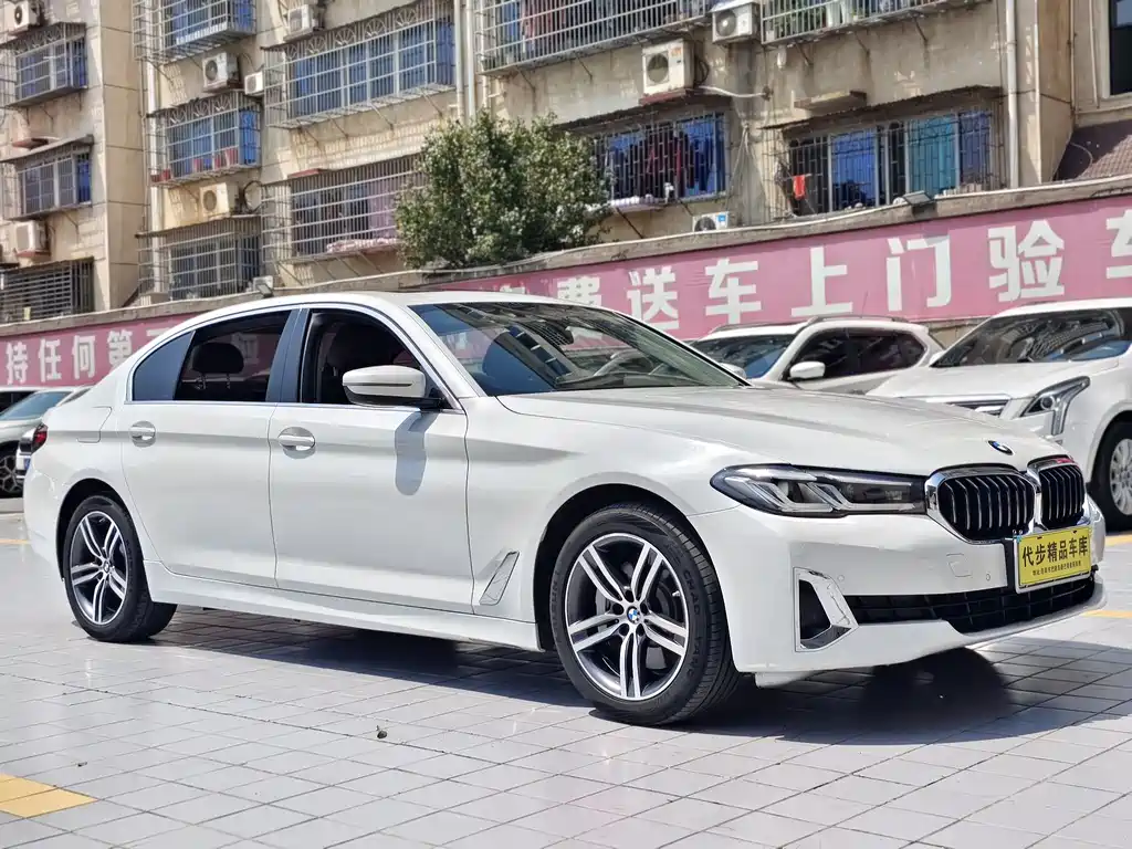 BMW 5 Series 2021 530Li Leading Luxury Package купить на сайте DeffCars