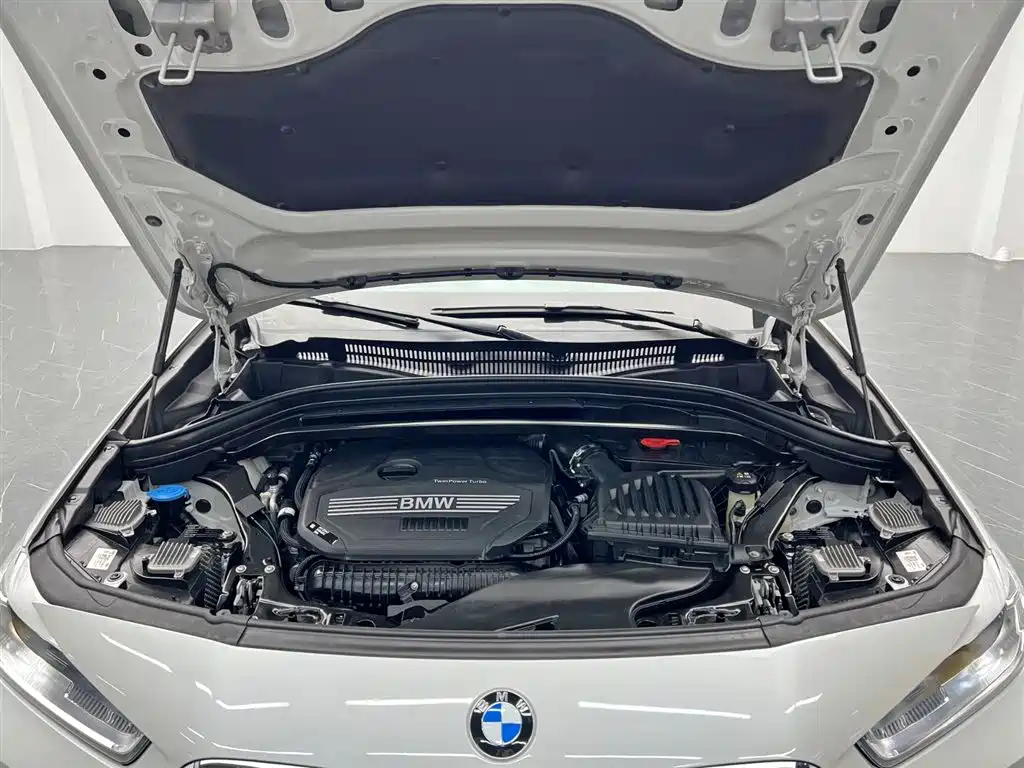 BMW X2 2023 sDrive25i M Off-Road Package купить на сайте DeffCars