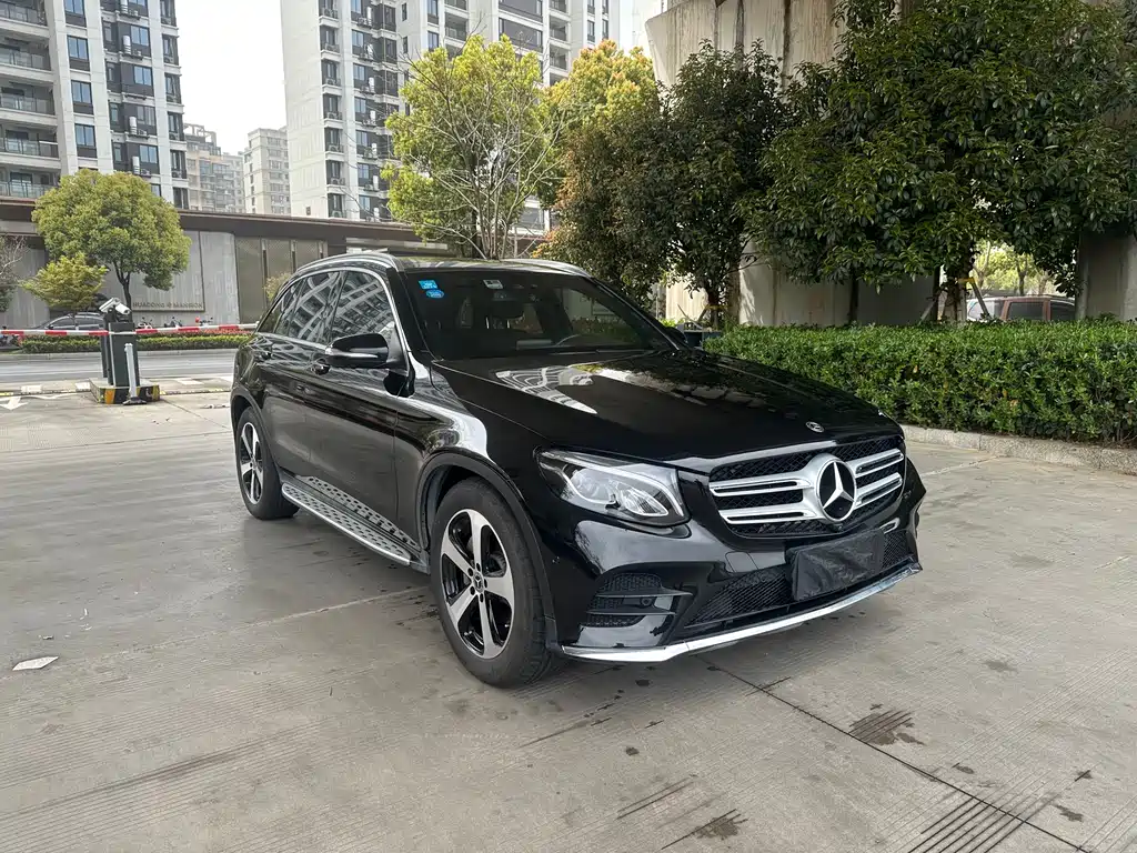 Mercedes-Benz GLC 2018 GLC 260 4MATIC luxury model купить на сайте DeffCars