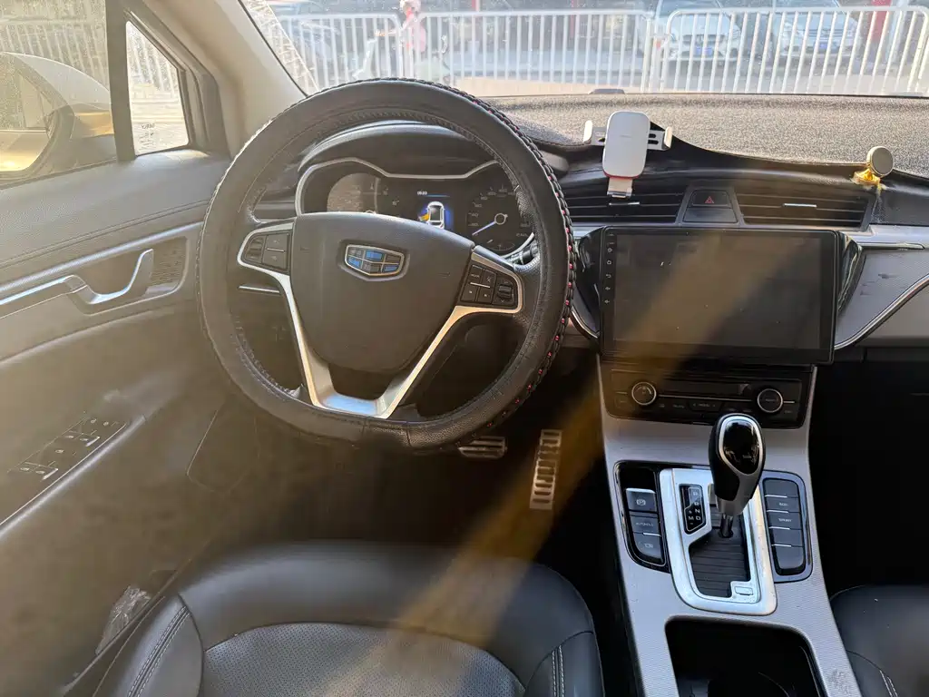Emgrand GS 2018 Sports Edition 1.4T Automatic Style купить на сайте DeffCars