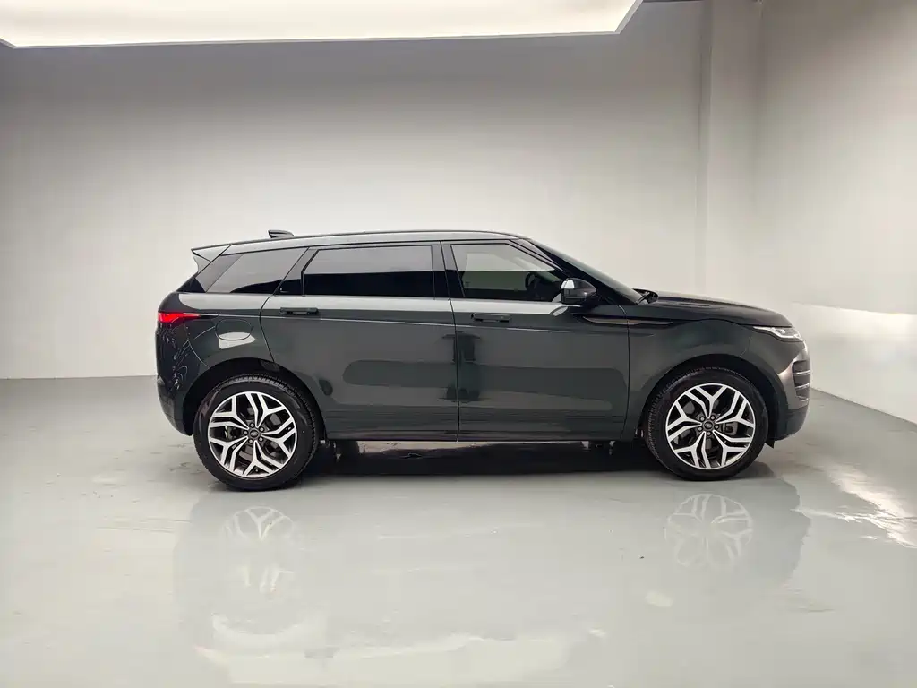 Range Rover Evoque 2022 facelift Evoque L 249PS R-Dynamic Deluxe Edition купить на сайте DeffCars