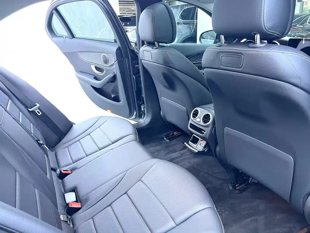 Mercedes-Benz C-Class 2019 C 260 L Sports Edition купить на сайте DeffCars