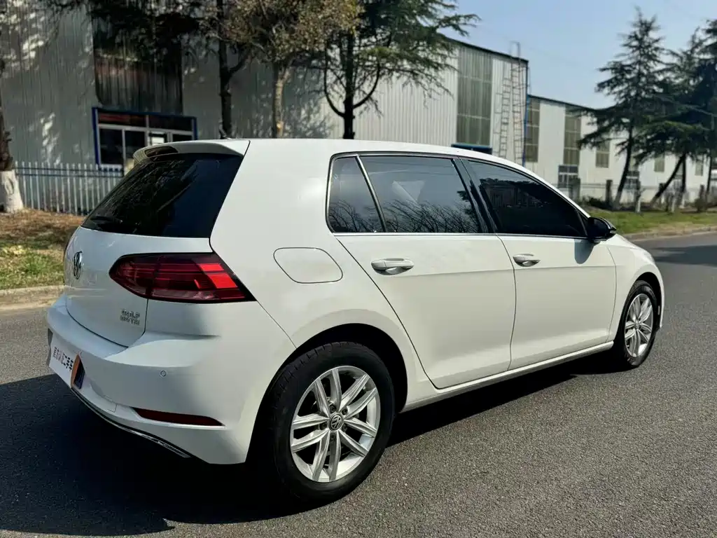 Golf 2019 280TSI DSG comfort model National VI купить на сайте DeffCars