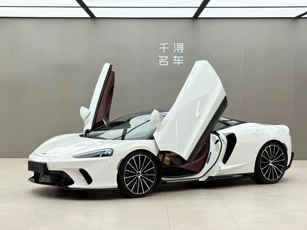 McLaren GT 2022 4.0T standard model купить на сайте DeffCars
