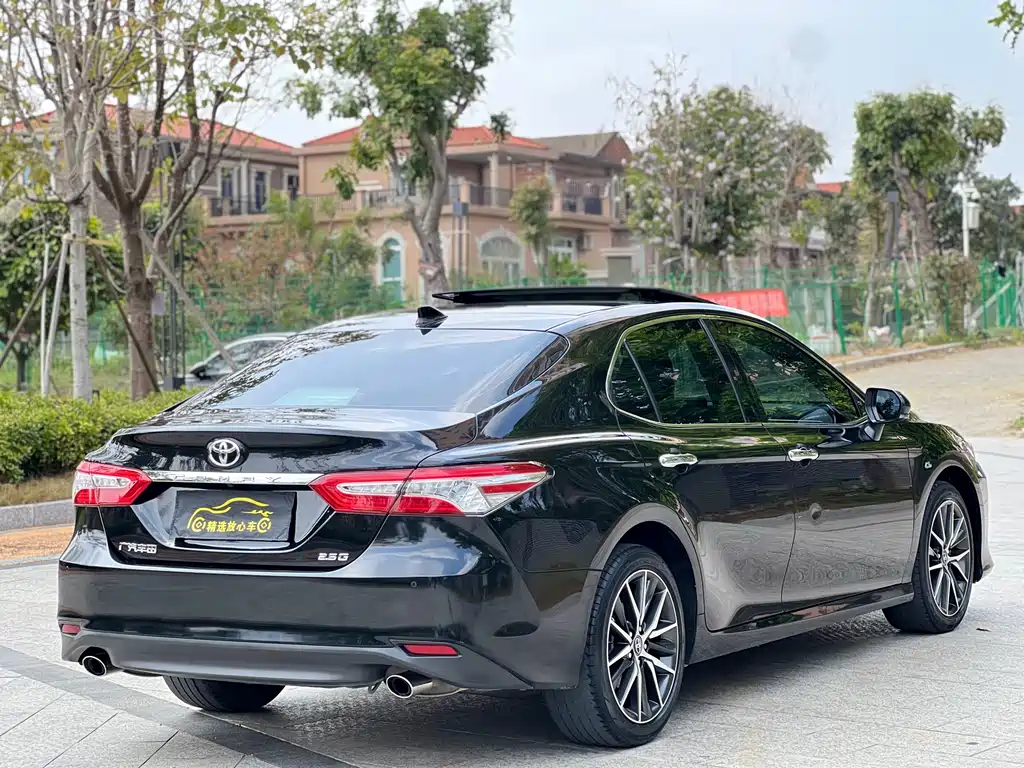 Camry 2021 2.5G Deluxe Edition купить на сайте DeffCars