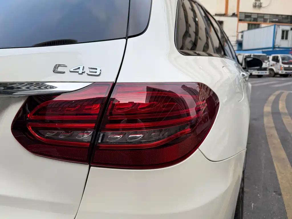 Mercedes-Benz C-Class AMG 2019 AMG C 43 4MATIC Touring Sedan Special Edition купить на сайте DeffCars
