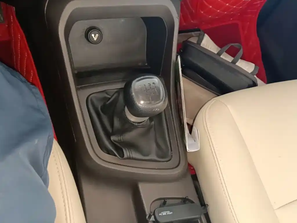 Hongguang V 2022 1.5L Enjoyable Edition Electric Power Assist LAR купить на сайте DeffCars