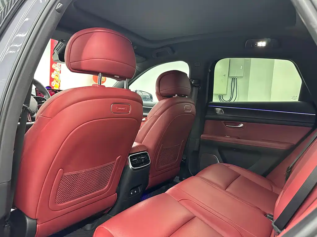 Wenjie M5 2024 extended range Max RS four-wheel drive high-end smart driving version купить на сайте DeffCars