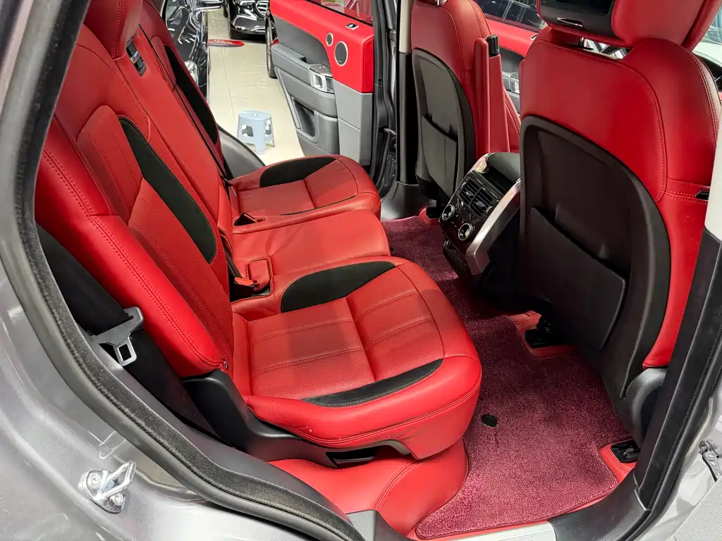 Range Rover Sport 2021 3.0 L6 Black Edition купить на сайте DeffCars