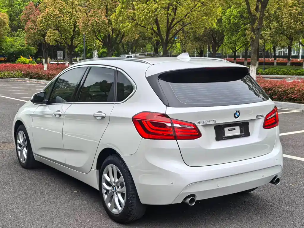 BMW 2 Series Touring 2016 220i Leading Model купить на сайте DeffCars