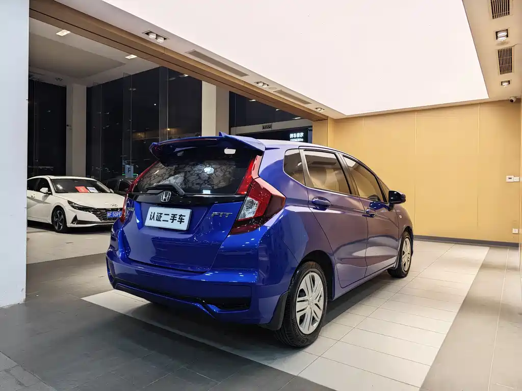 Fit 2018 1.5L CVT Comfort Edition купить на сайте DeffCars