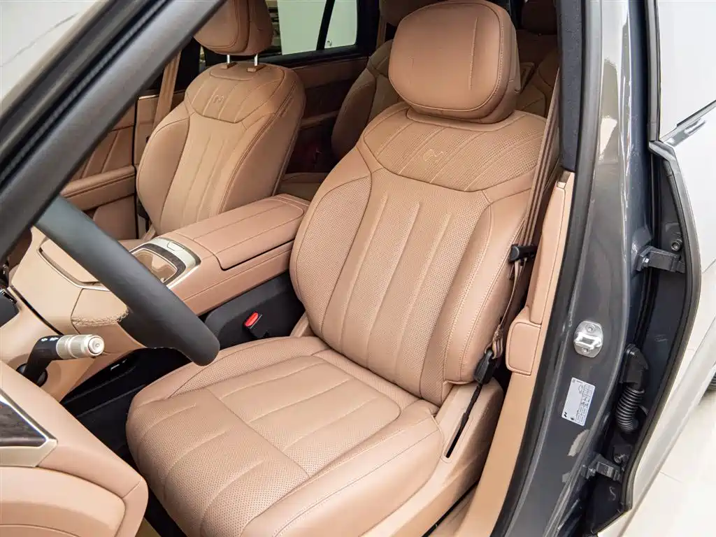 Ledo L90 2025 Pro six-seater version купить на сайте DeffCars