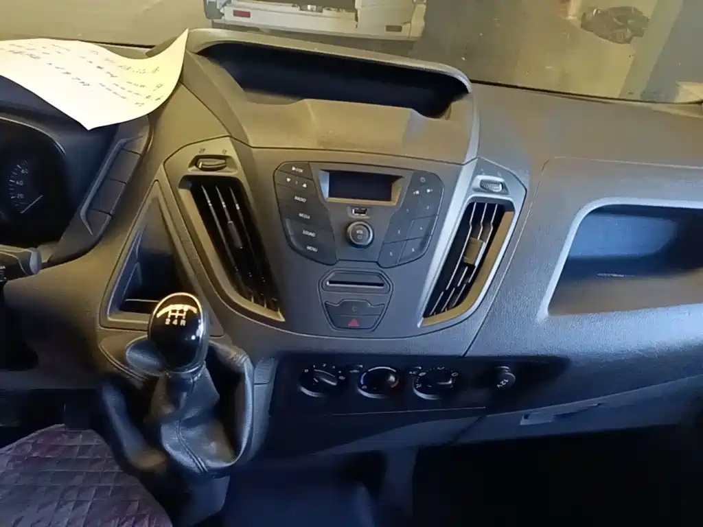 Transit 2019 2.0T Diesel Business Travel Type Center Axle Center Top 9 Seats National VI купить на сайте DeffCars