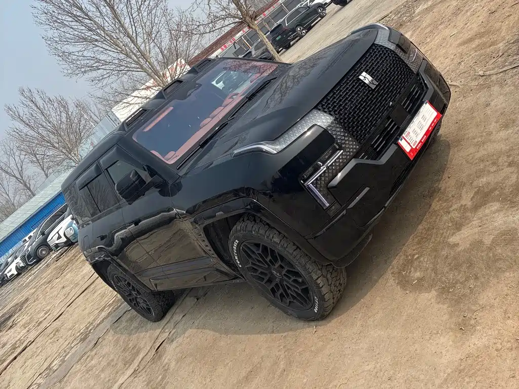 Looking up at U8 2023 Deluxe Edition купить на сайте DeffCars