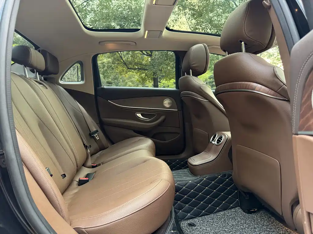 Mercedes-Benz E-Class 2022 E 260 L купить на сайте DeffCars