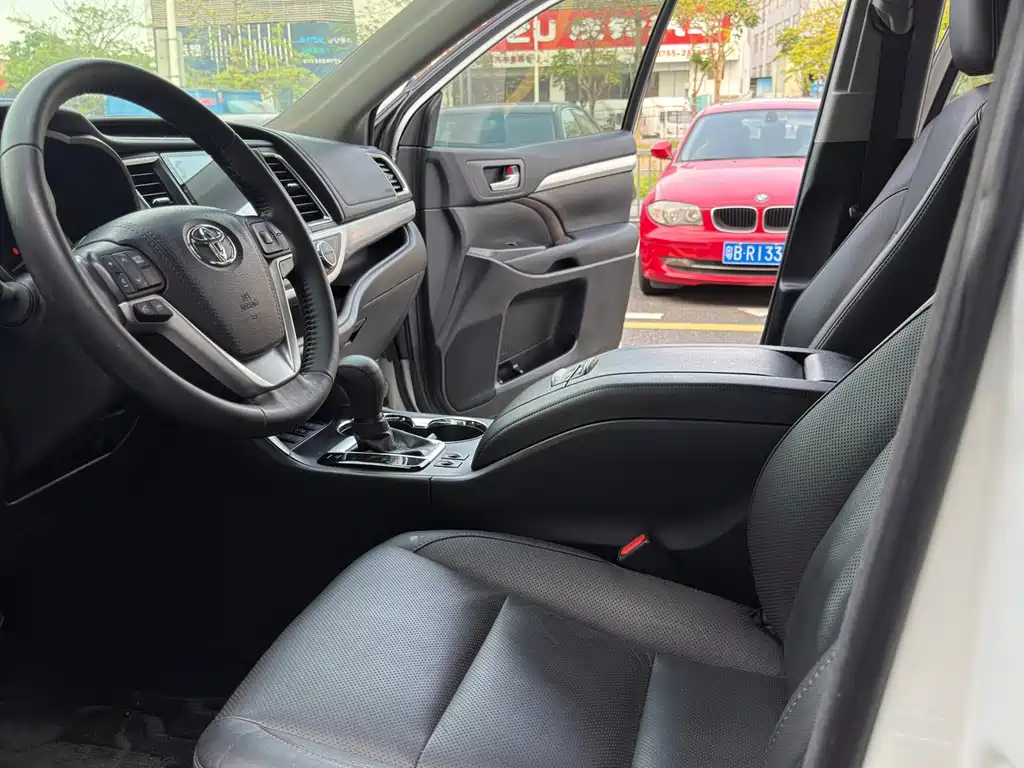 Highlander 2017 2.0T four-wheel drive luxury version 7 seats купить на сайте DeffCars