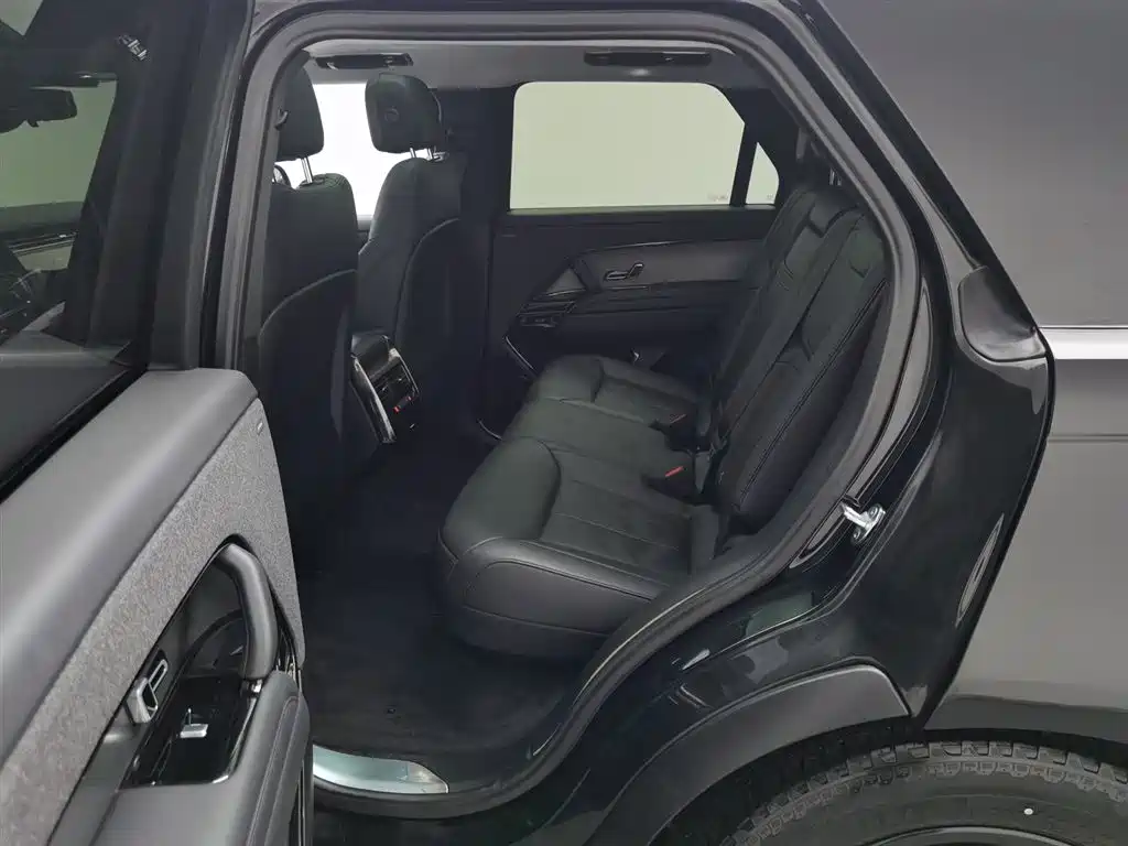 Range Rover Sport 2023 360PS S купить на сайте DeffCars