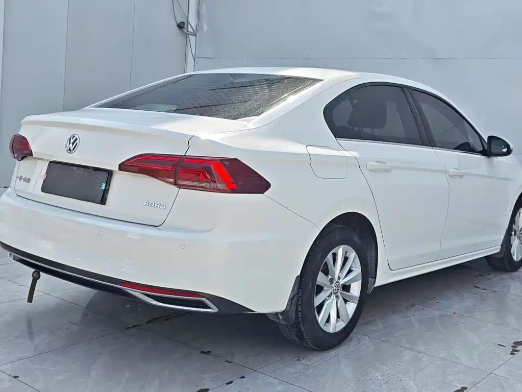 Bora 2019 1.5L automatic luxury model купить на сайте DeffCars