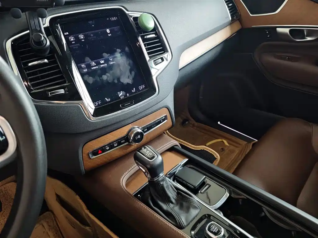 Volvo XC90 2019 T6 Zhiyi Edition 7 seats National V купить на сайте DeffCars