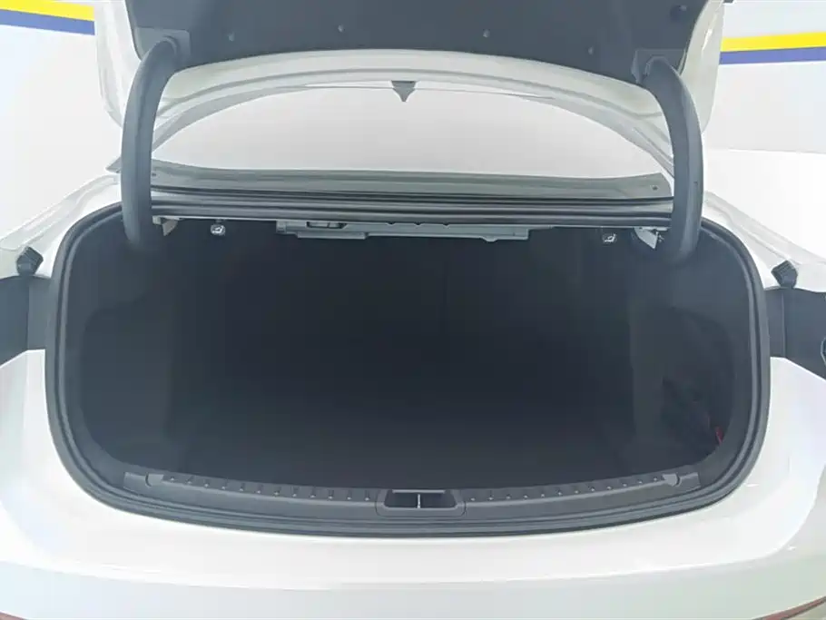 Mondeo 2022 facelift EcoBoost 245 luxury model купить на сайте DeffCars