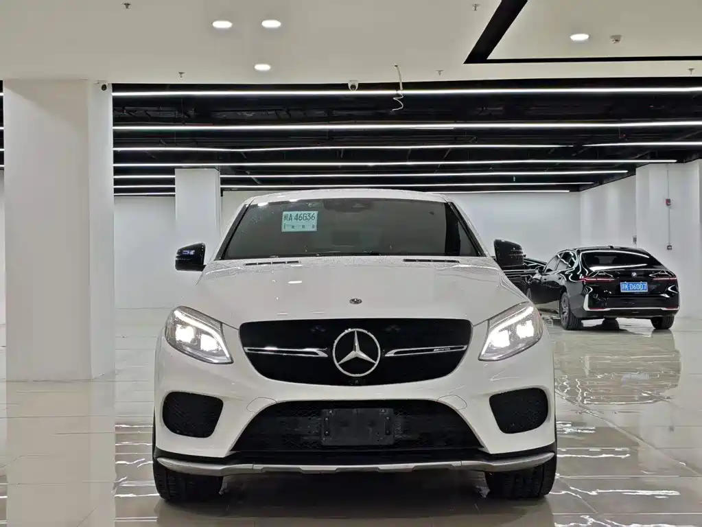 Mercedes-Benz GLE Coupe AMG 2017 AMG GLE 43 4MATIC Coupe SUV купить на сайте DeffCars
