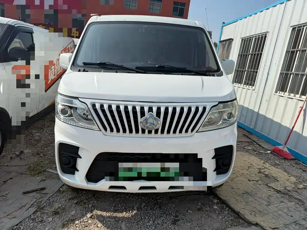 Changan Ruixing EM60 2021 pure electric van transporter 70kW купить на сайте DeffCars