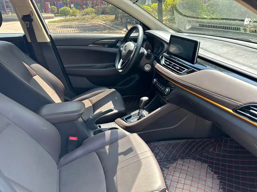 Eado DT 2021 1.6L automatic luxury model купить на сайте DeffCars