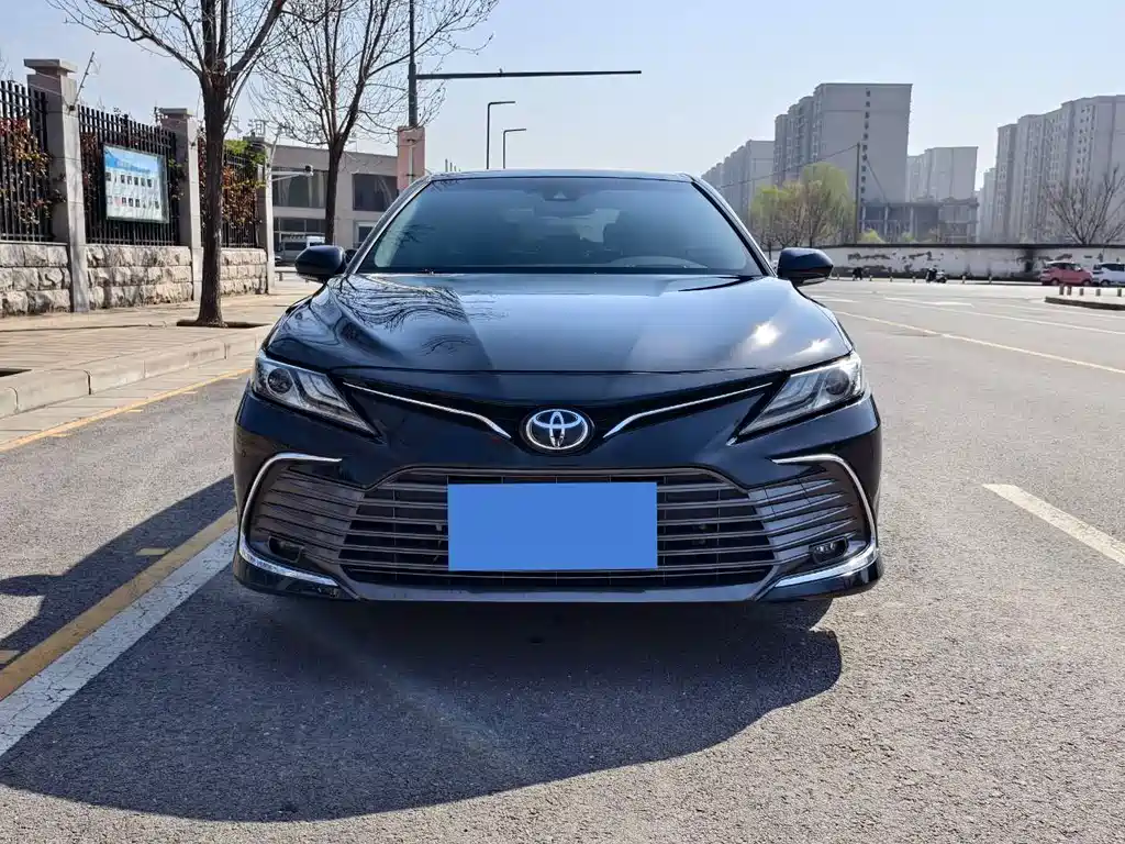 Camry 2021 2.5G Deluxe Edition купить на сайте DeffCars