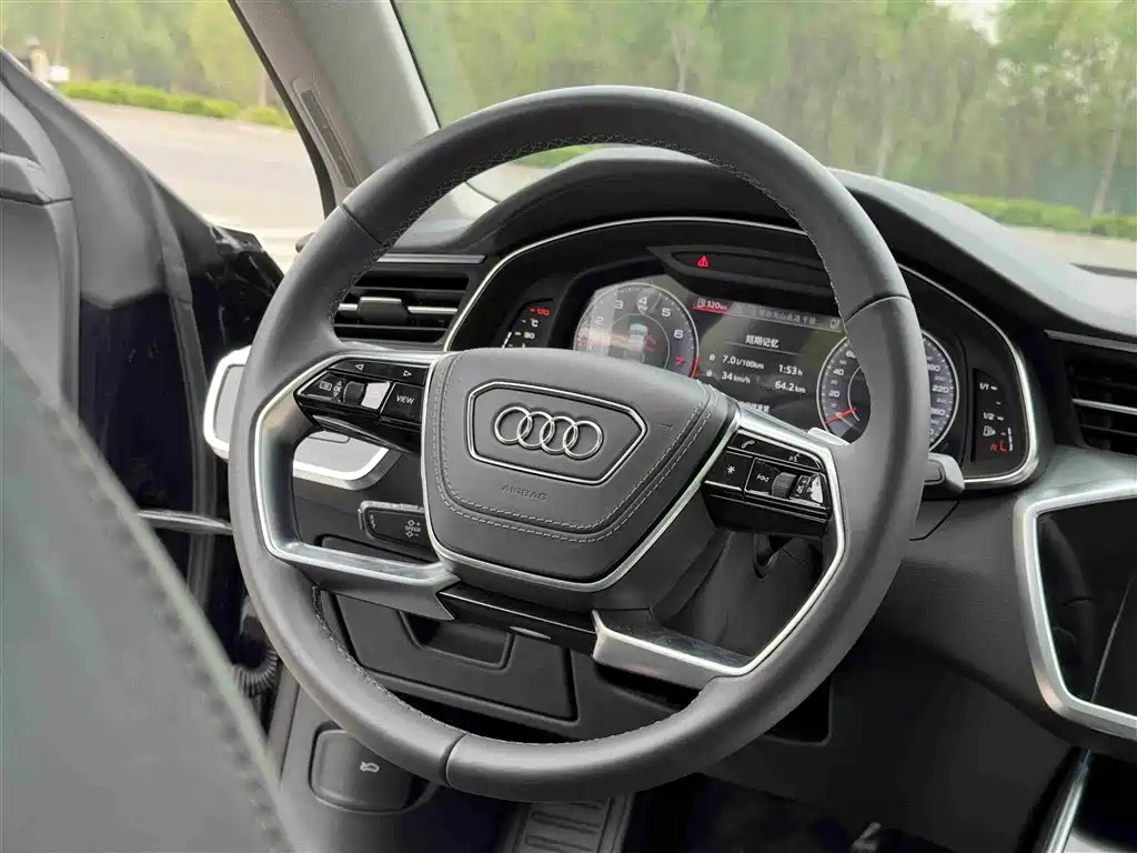 Audi A7L 2024 45 TFSI luxury model купить на сайте DeffCars