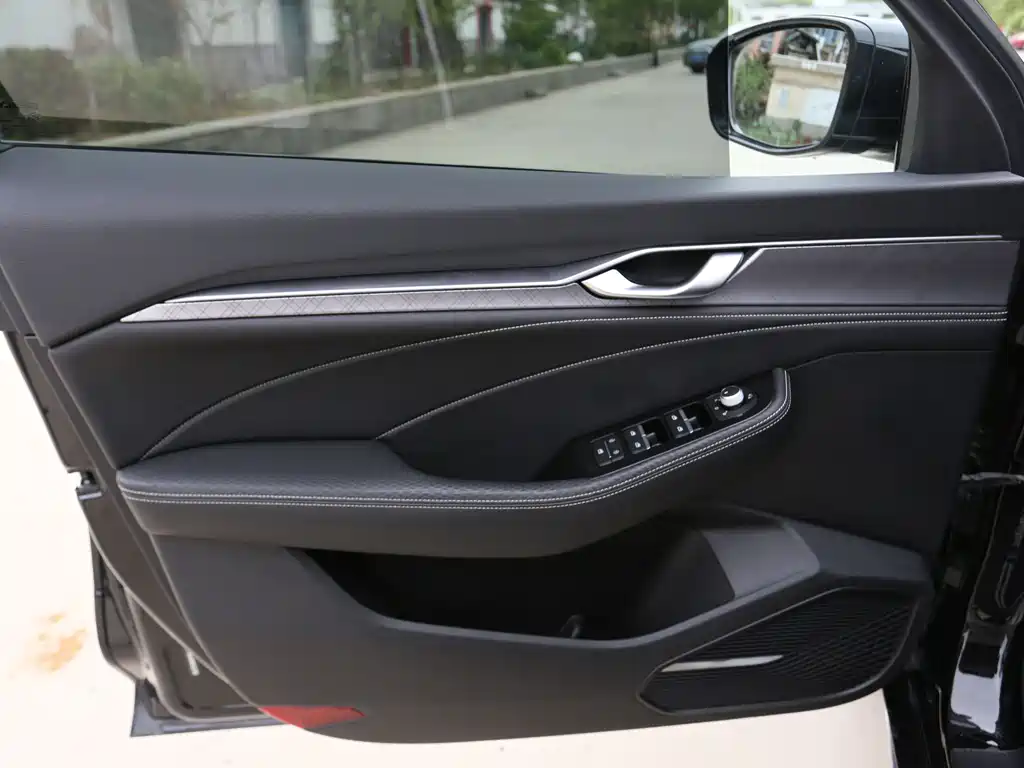 Xingrui 2021 2.0TD luxury model купить на сайте DeffCars