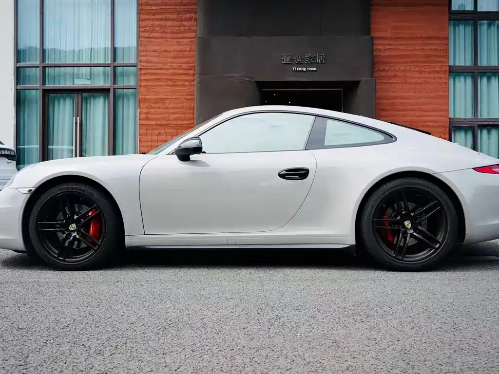 Porsche 911 2013 Carrera 4S 3.8L купить на сайте DeffCars