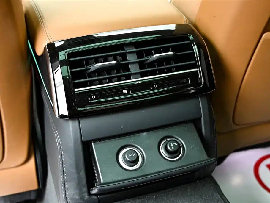 Audi A8 2024 A8L 50 TFSI quattro Premium Selection купить на сайте DeffCars