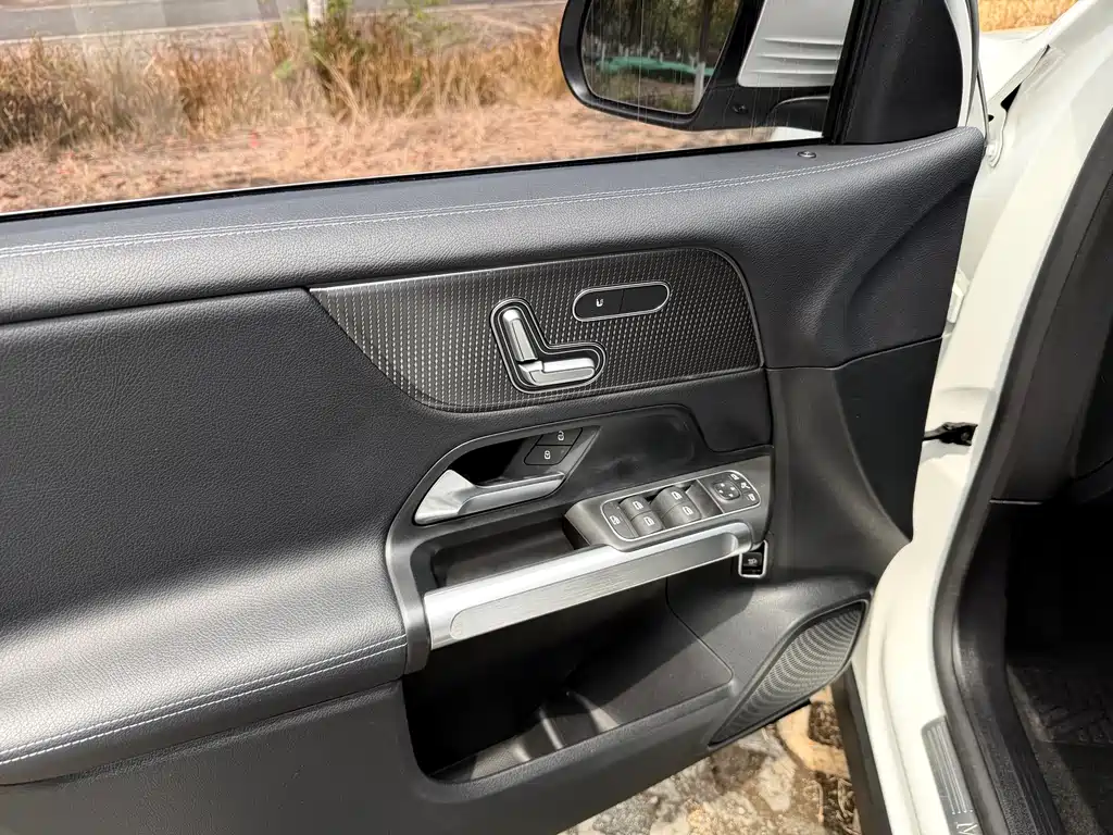 Mercedes-Benz GLB 2021 GLB 200 Dynamic купить на сайте DeffCars