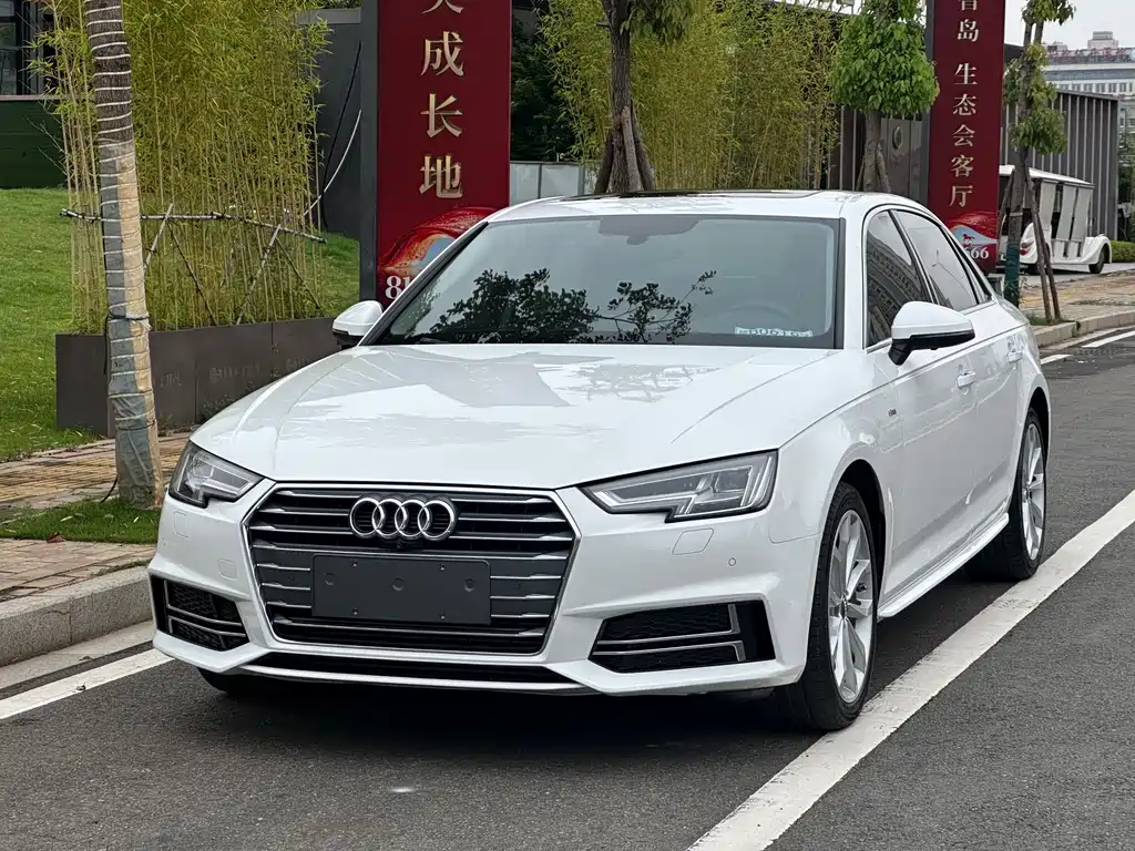 Audi A4L 2018 30th Anniversary Model 40 TFSI Fashion Model купить на сайте DeffCars
