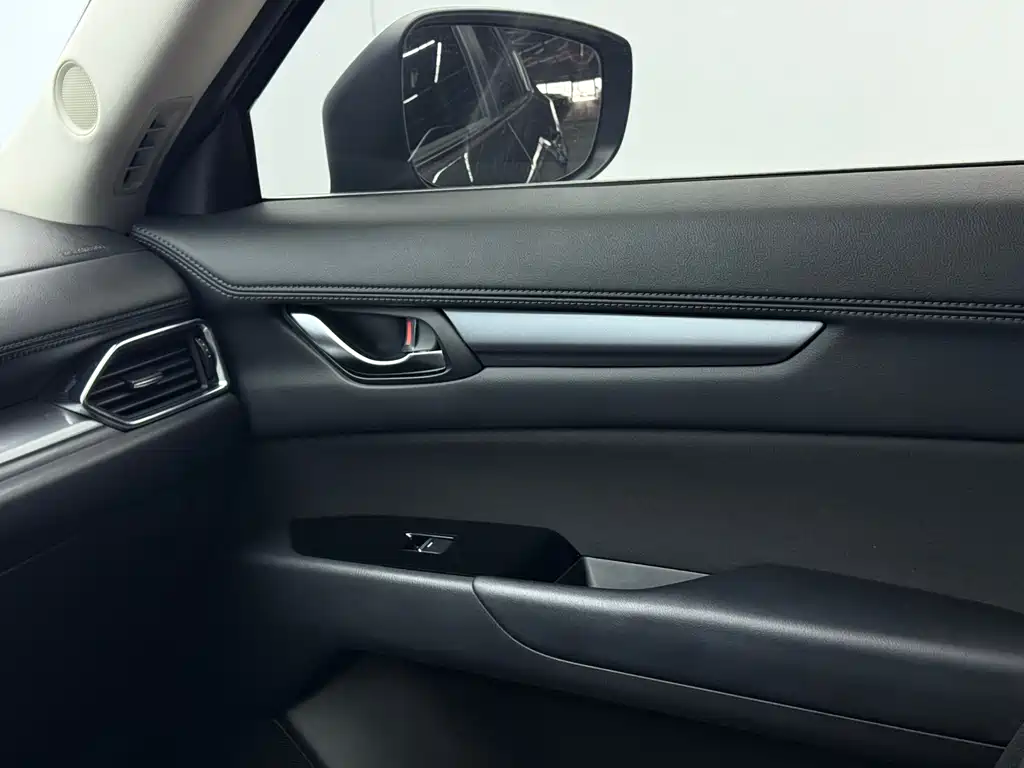 Mazda CX-5 2022 2.0L automatic two-wheel drive smart model купить на сайте DeffCars